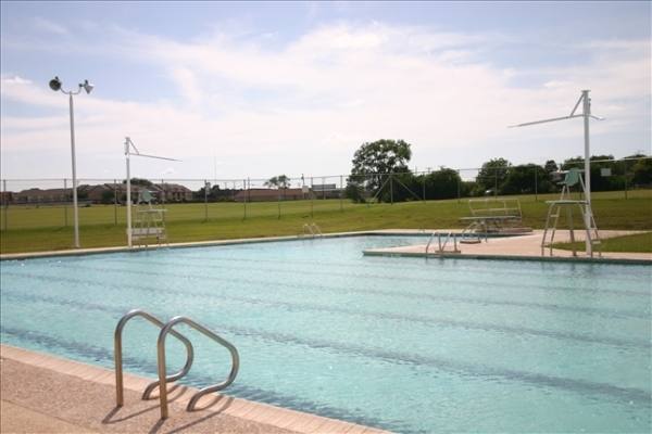 Long Branch Park Pool